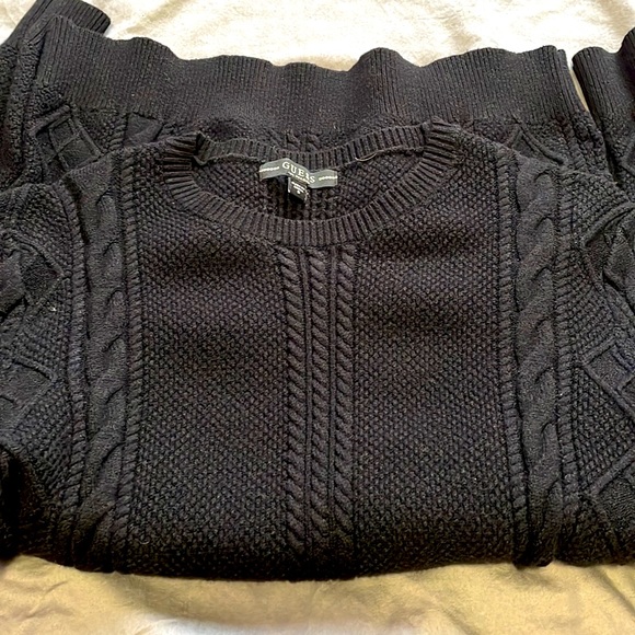 Guess Knitted Sweatshirt - Picture 2 of 3